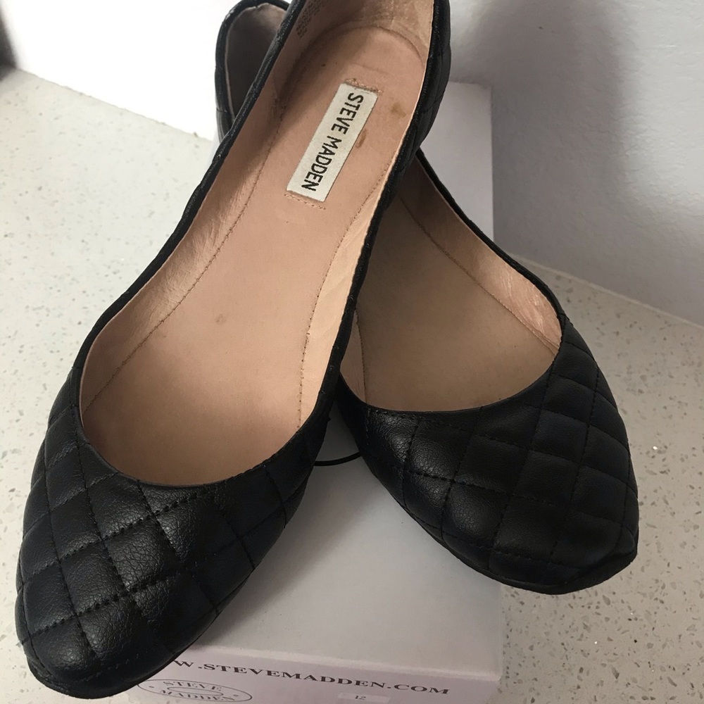 Steve Madden ballerina flats quilted in black